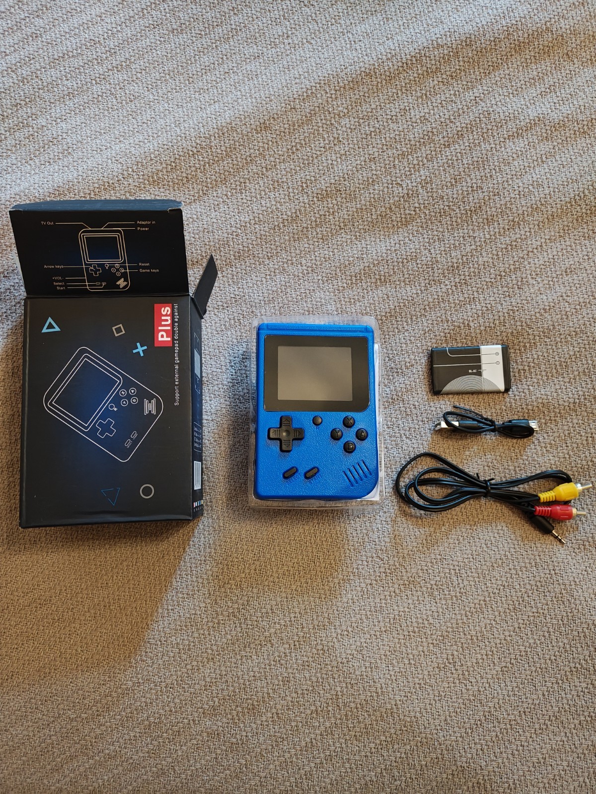 Game Box(Game Boy Style) Handheld Gaming With 100’s Of Games!