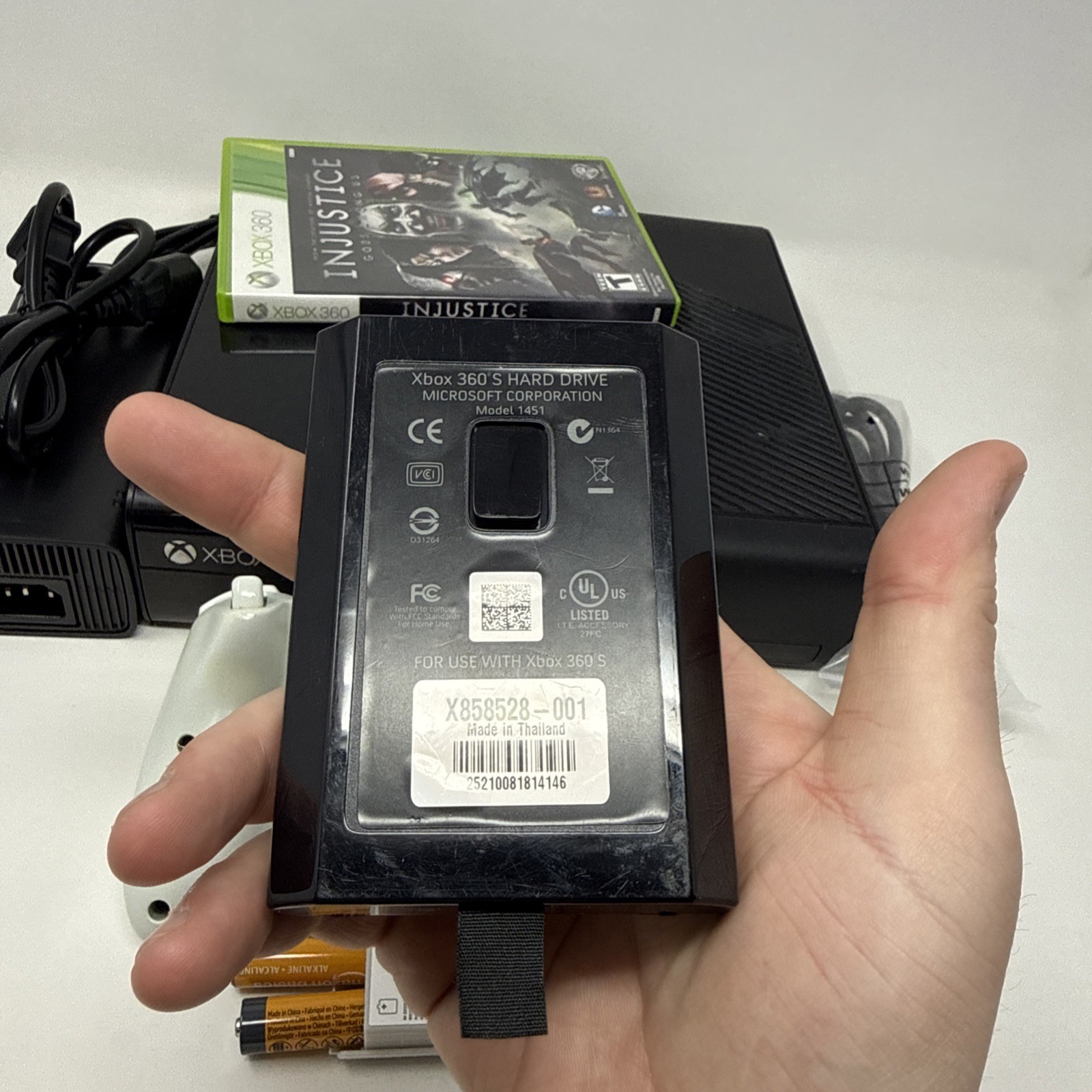 Microsoft Xbox 360 E Slim Console Bundle 320GB HD. Tested & Working!!