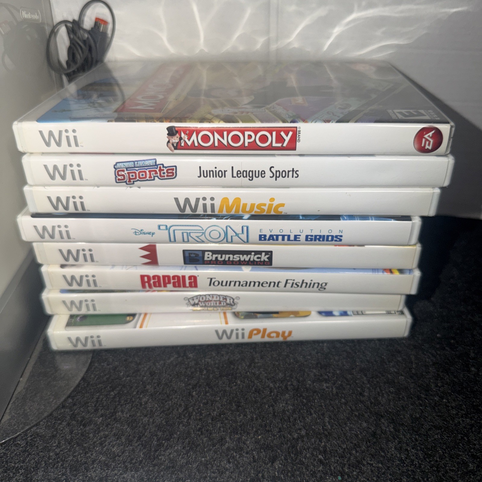 Nintendo Wii RVL-001 Console Bundle 1 Controller 1 Nunchuck 8 Games Tested