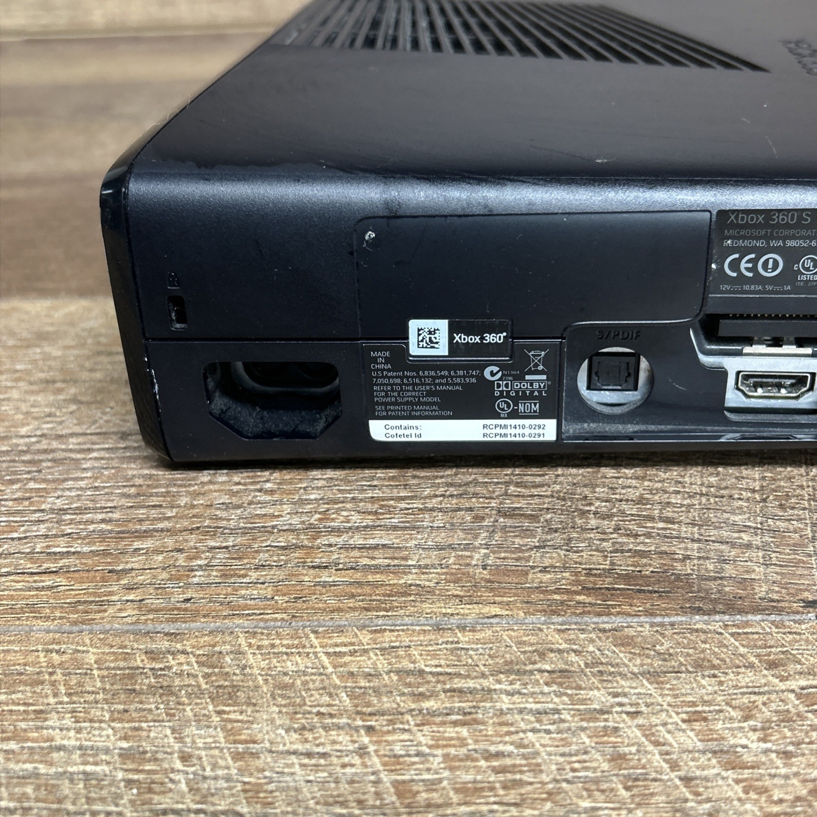 Microsoft Xbox 360 S Console [1439] Gaming System Console Only – No Harddrive
