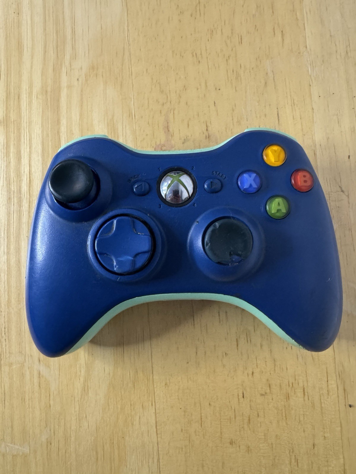 Xbox 360 E Console 250GB Blue Call Of Duty Edition (Xbox 360)