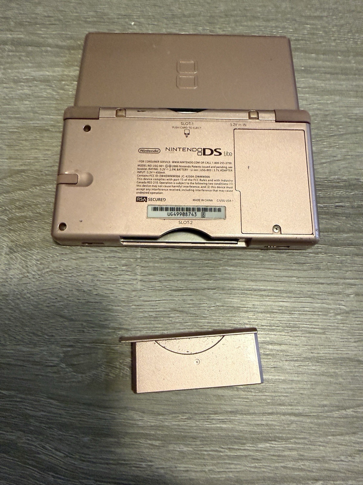 Nintendo DS Light Metallic Rose Pink Broken Top Screen AS-IS for Parts/Repair