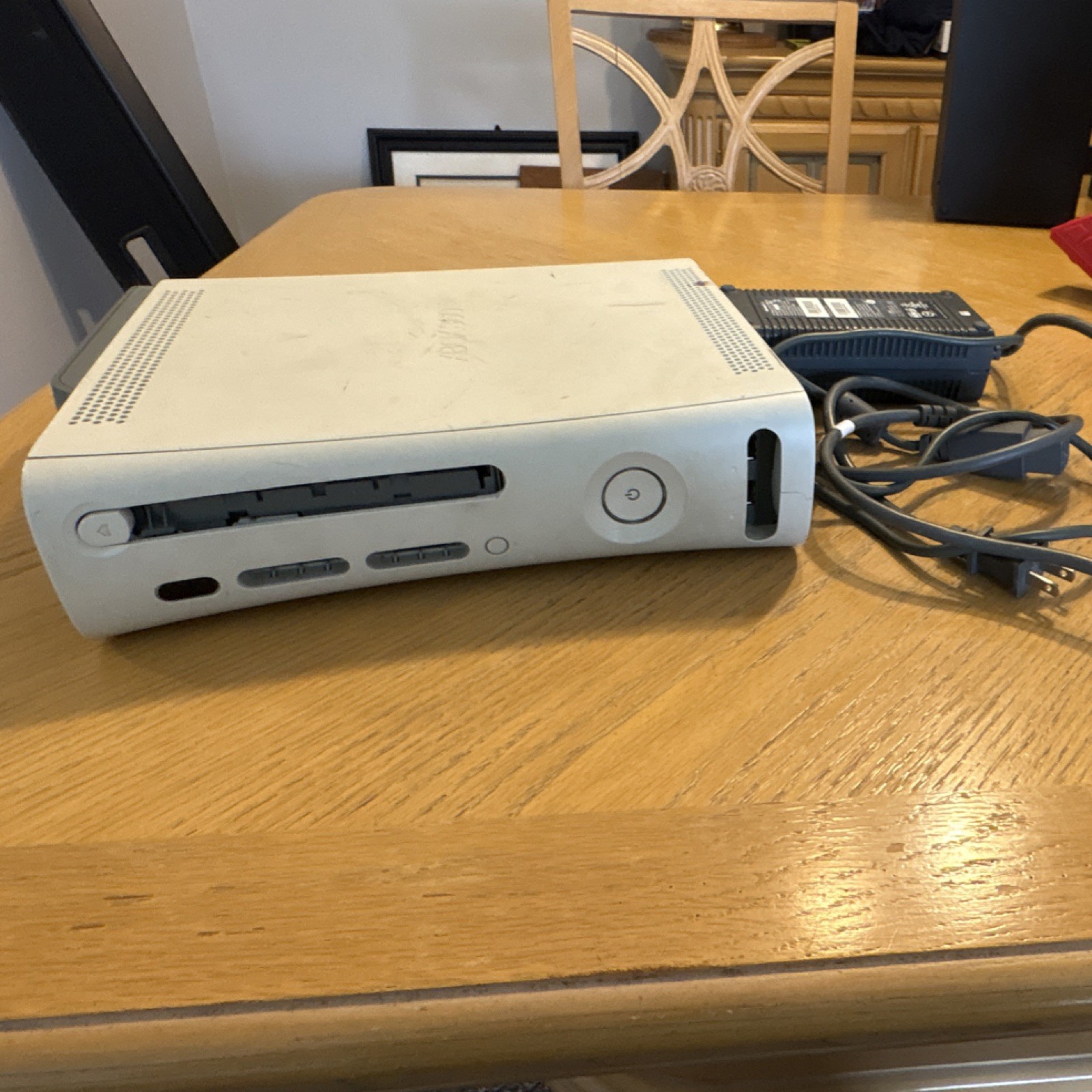 Microsoft Xbox 360 Console White 2010 HDMI AV Ethernet Dolby Digital