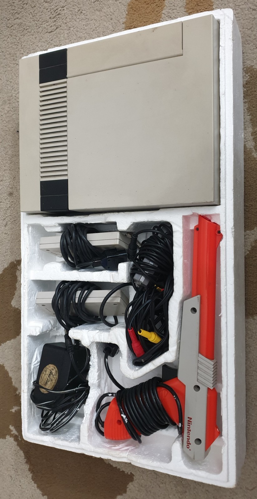 Nintendo NES Action Set Home Console – White/Gray