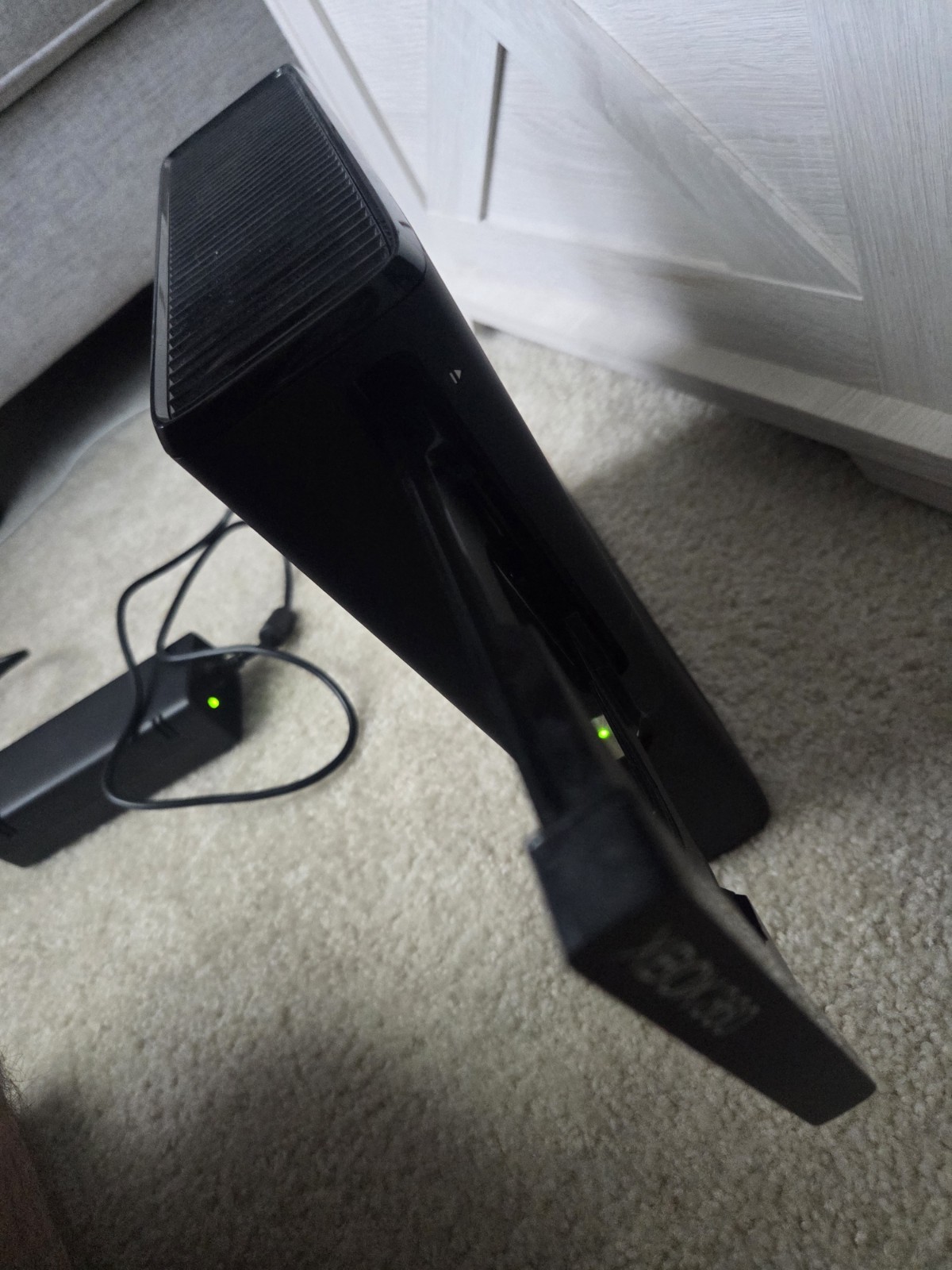Microsoft Xbox 360 S 4GB Black Original Box Smooth Disc Inserts