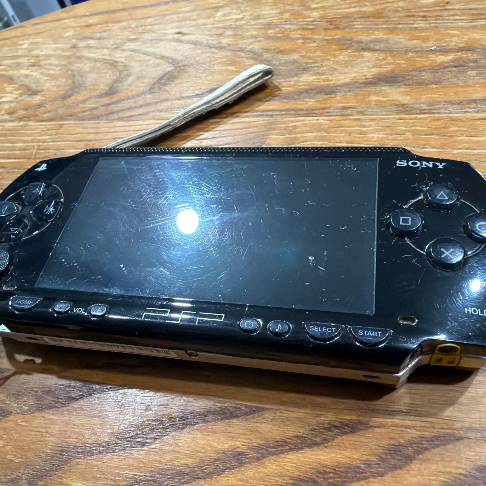 PSP 1001 – Missing Battery – Needs Charger Cord – Comes w/ Games – See Disc.