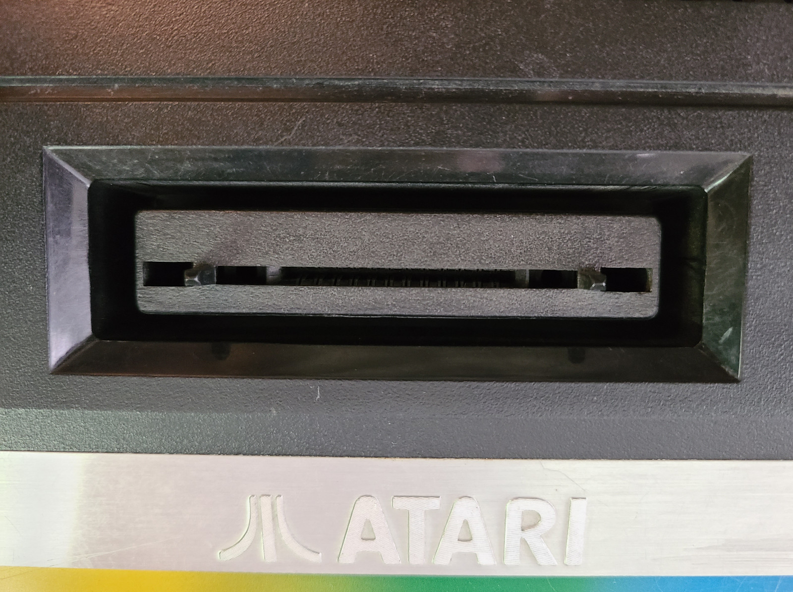 Atari 2600 Jr. 1986 Home Console with games and controllers