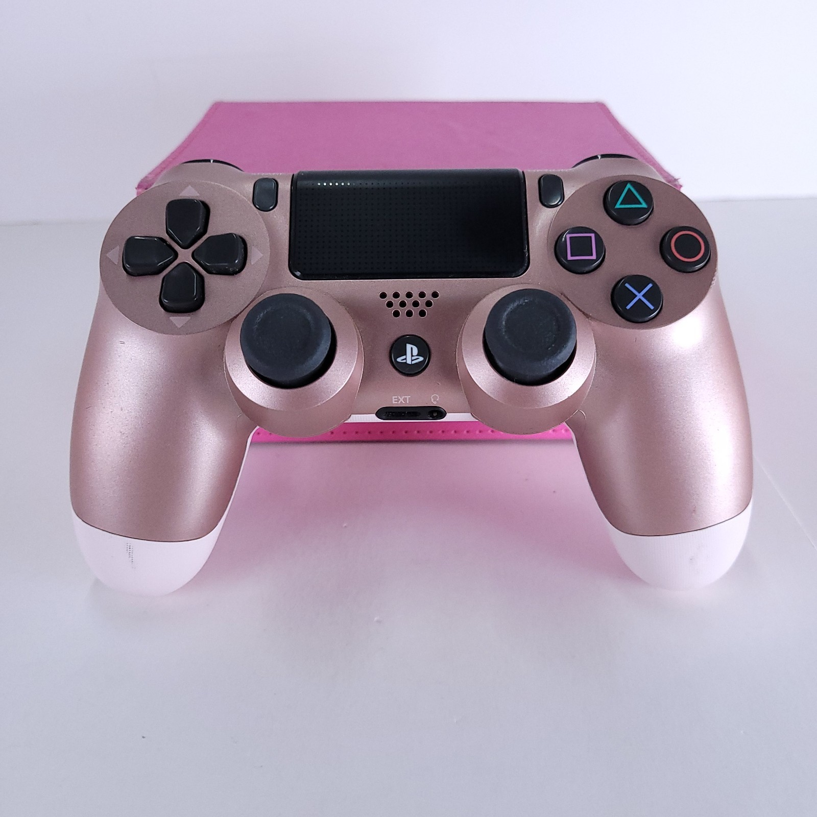 Sony PlayStation 4 Pro 1TB Console model CUH-7015B w/Rose Gold Controller