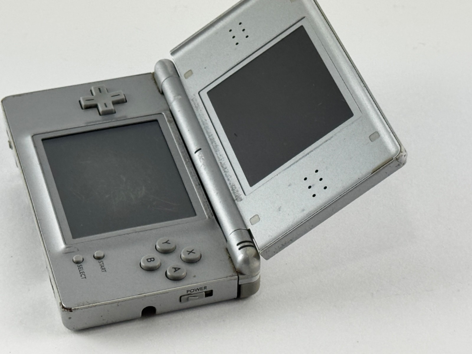 Nintendo DS Lite Silver Handheld Console USG-001 *For Parts or Fix* READ
