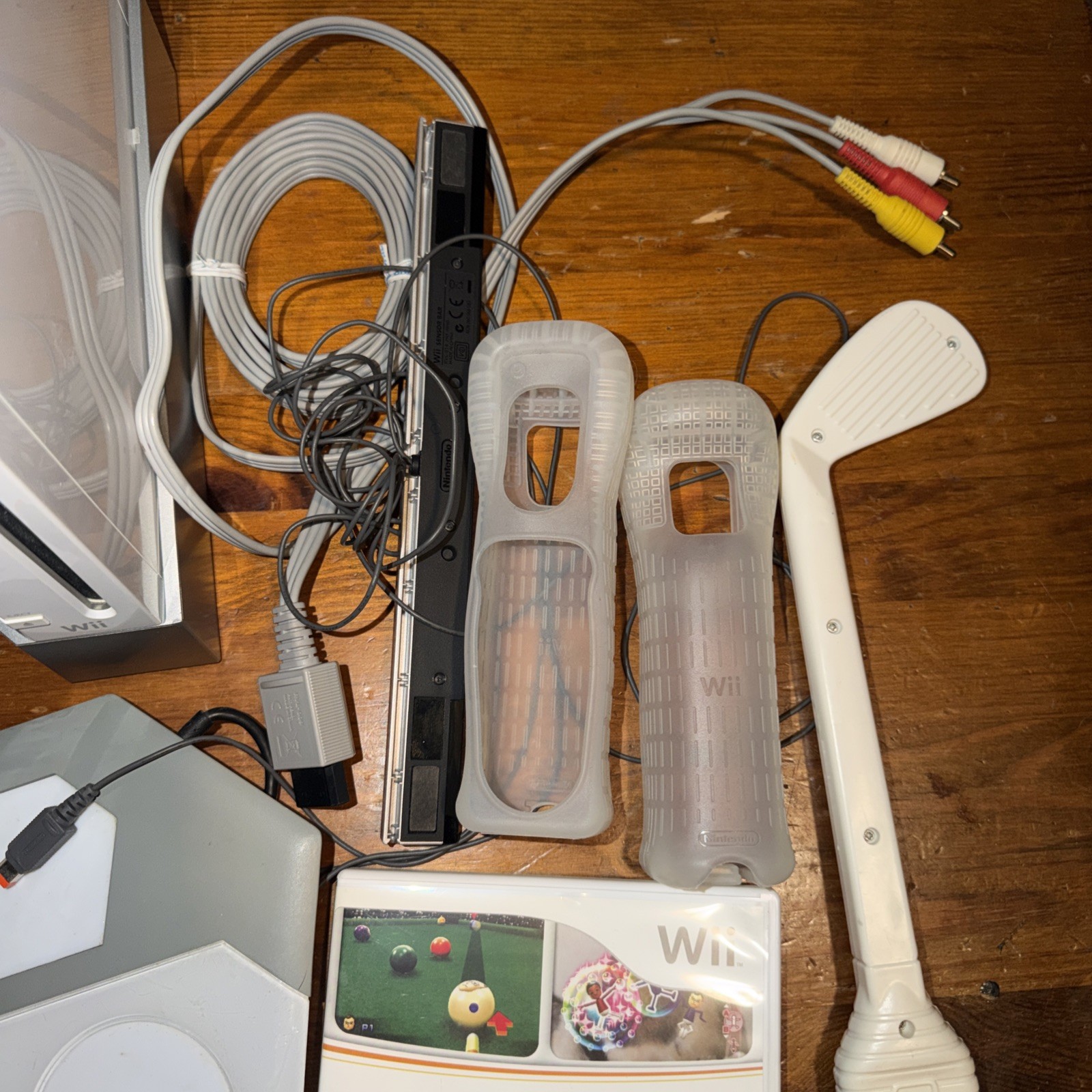 Nintendo Wii Bundle w/ Controllers, Guitar, Games And Extras See Pics!