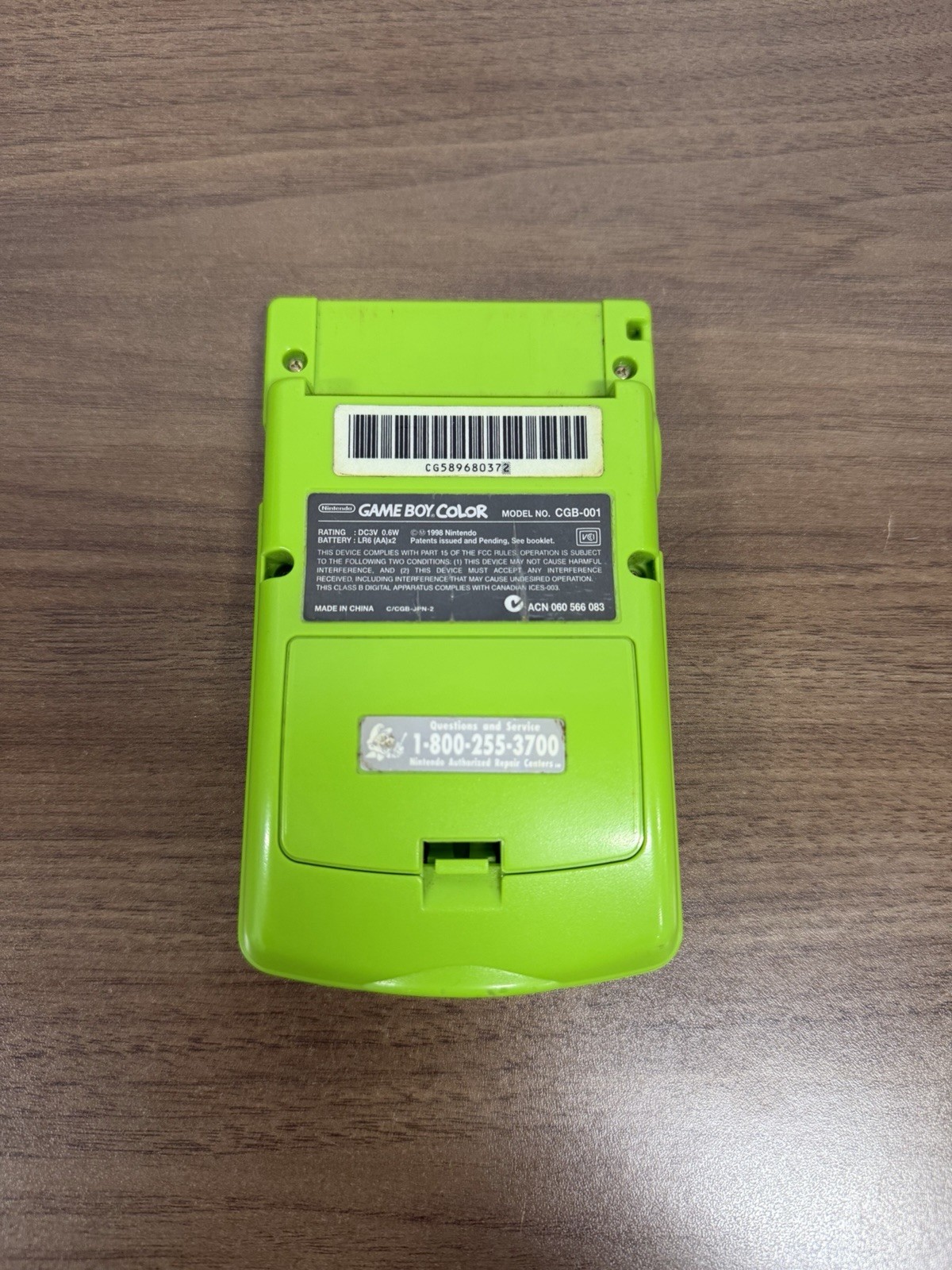 Nintendo Game Boy Color LimeGreen Handheld System CGB-001 w/ Carrying Case