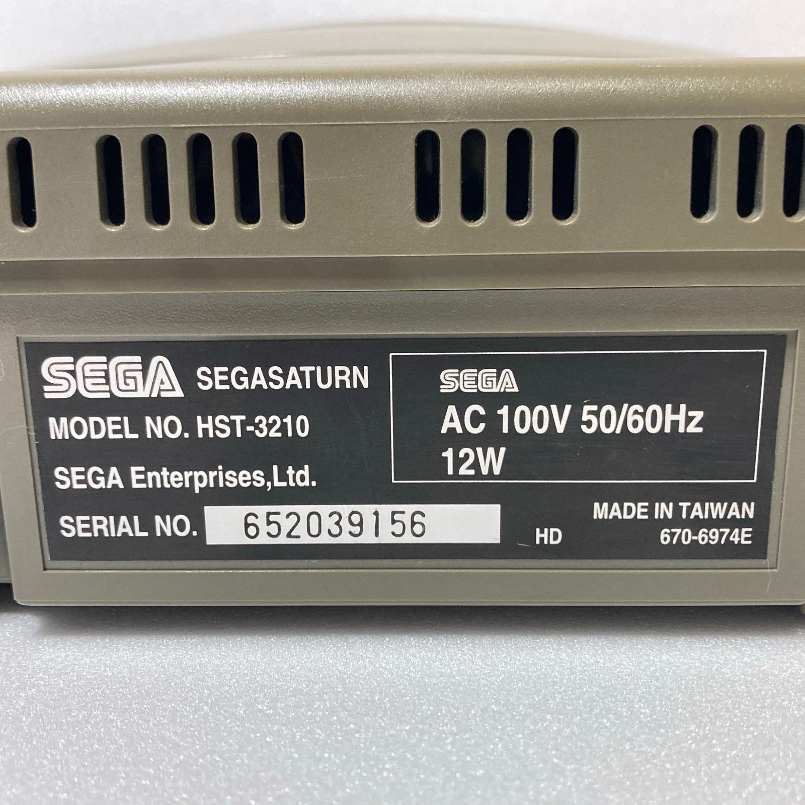 SEGA Saturn Console Gray HST-3210 w/ Controller, Cables & Virtua Fighter2 Tested