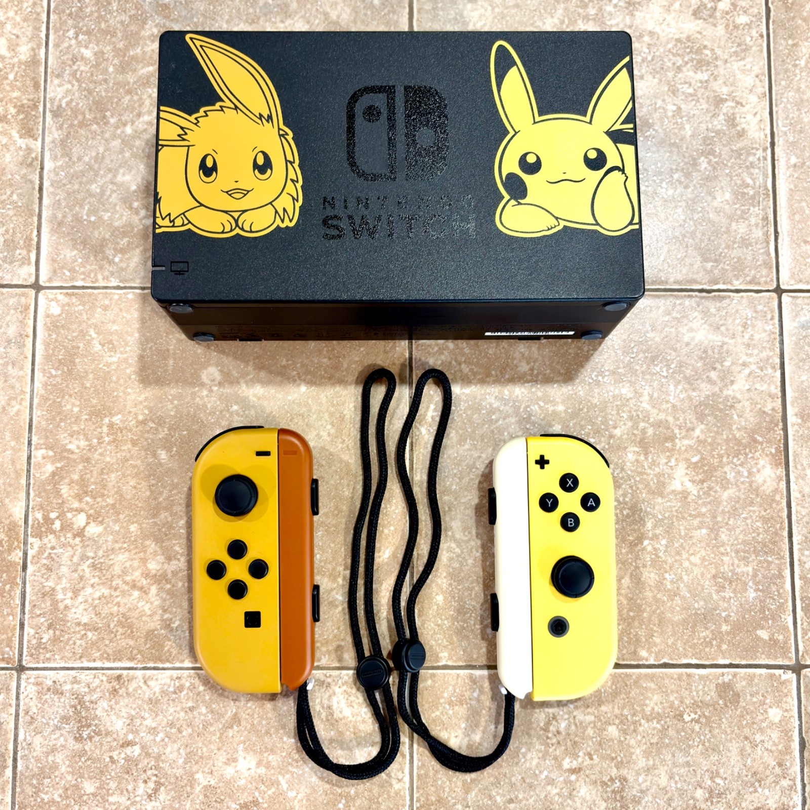 Pokemon Let’s Go Eevee Pikachu OEM Nintendo Switch Joy-Con (L)/(R) DOCK Official
