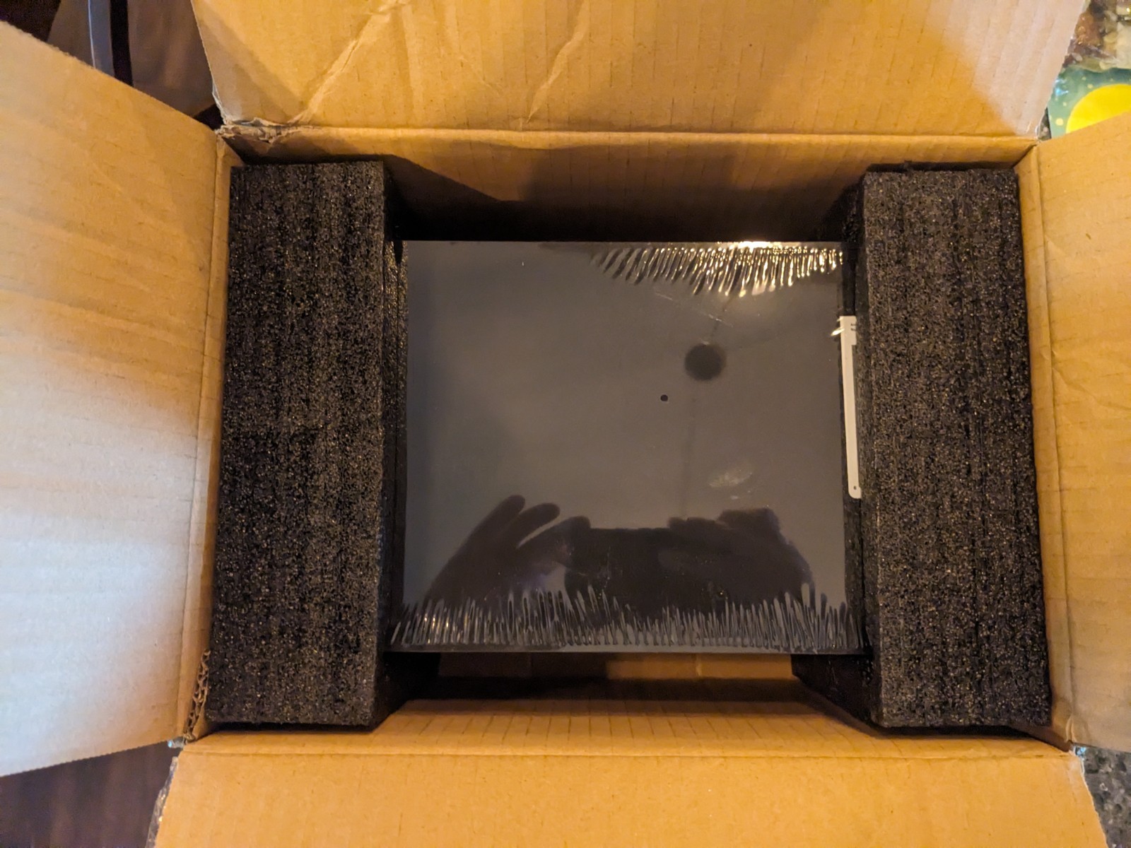 Analogue NT Mini Noir V2 – Final Edition New in Box – NES FPGA Console Nintendo