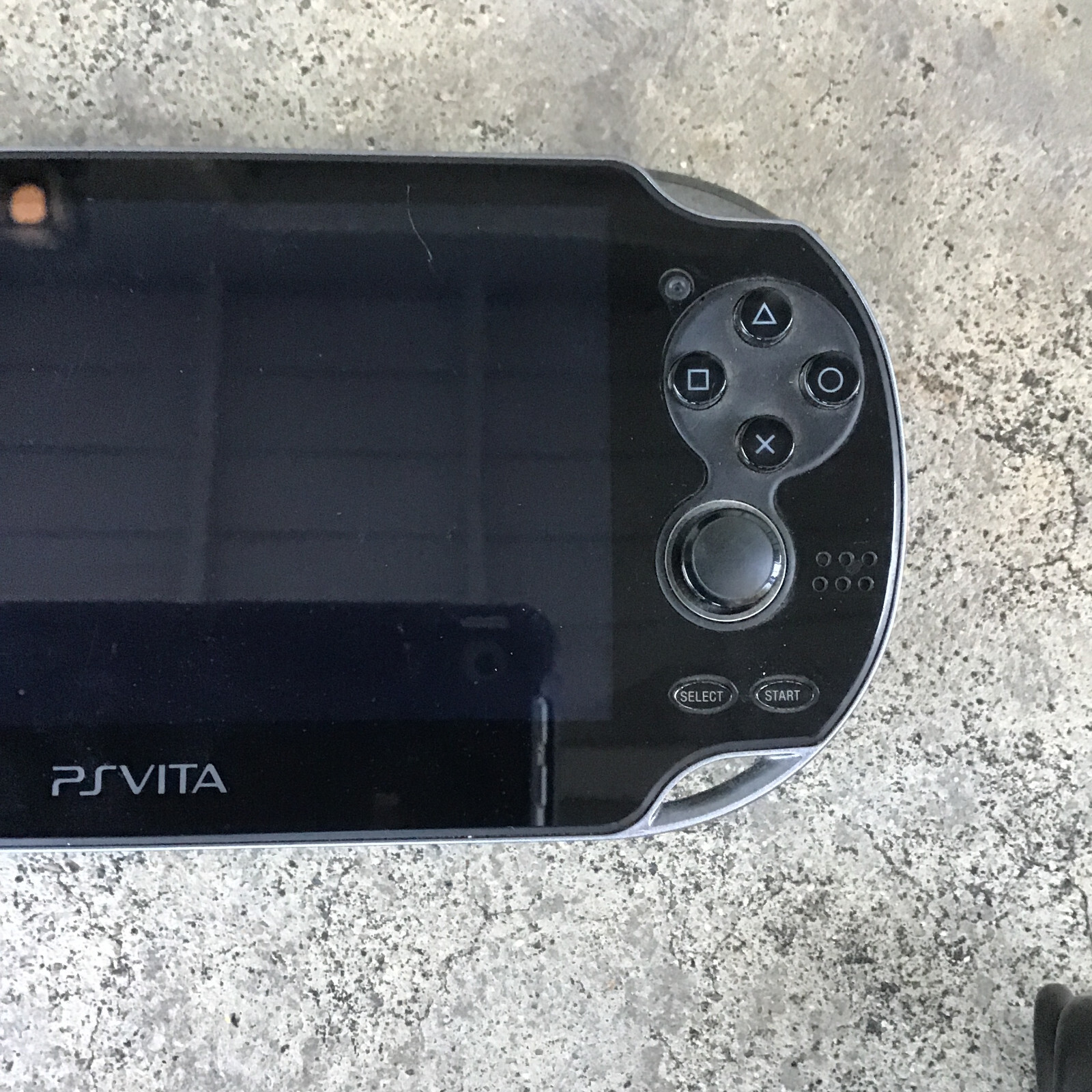 Sony PlayStation Vita PCH-1001 Black Handheld Console with OEM Charger Tested