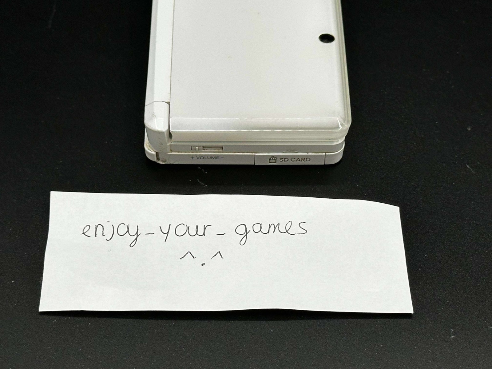 Nintendo 3DS White Model | English | Charger | US Seller-SHIP IN 1-DAY