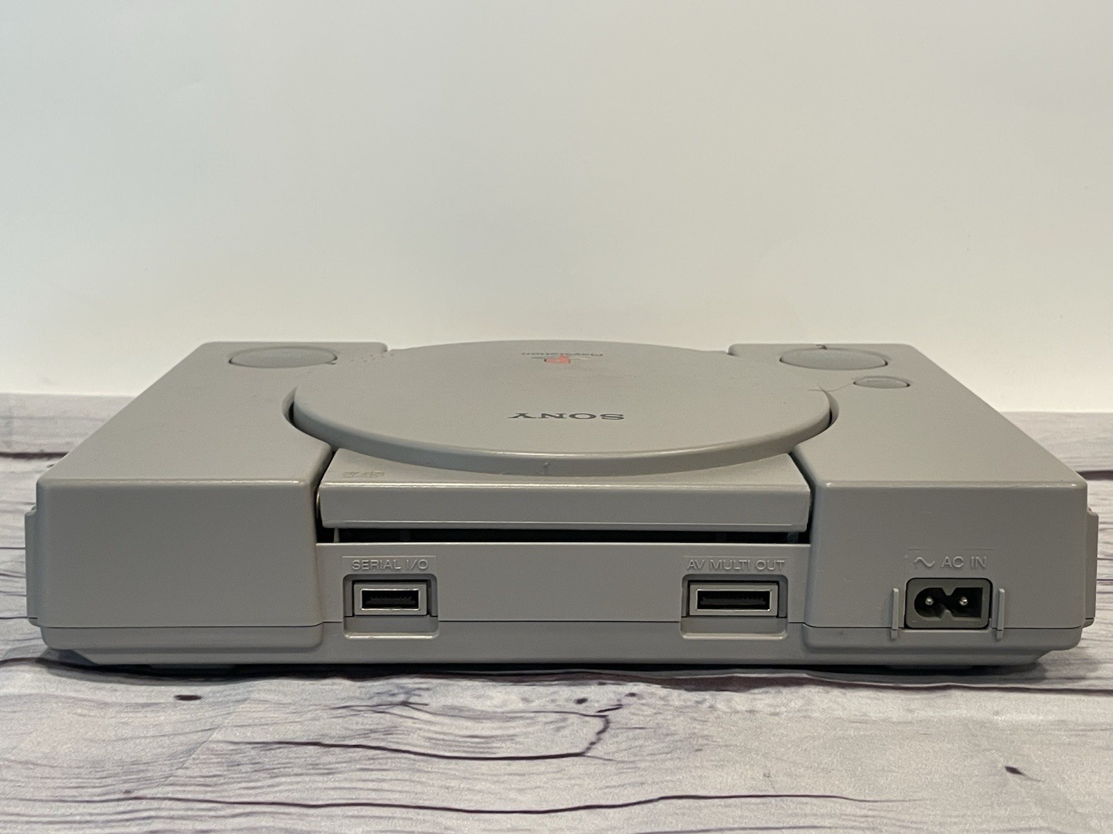 Sony PlayStation 1 PS1 Original Console System SCPH-5501 w/ Controller READ