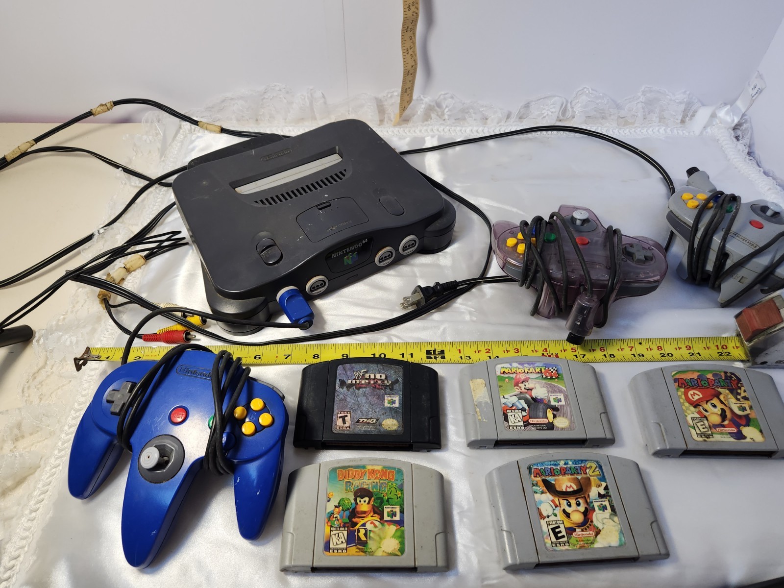 Nintendo 64 Console Bundle Three Remotes Mario Party 1,2+ Mario Kart DKR+WFNM