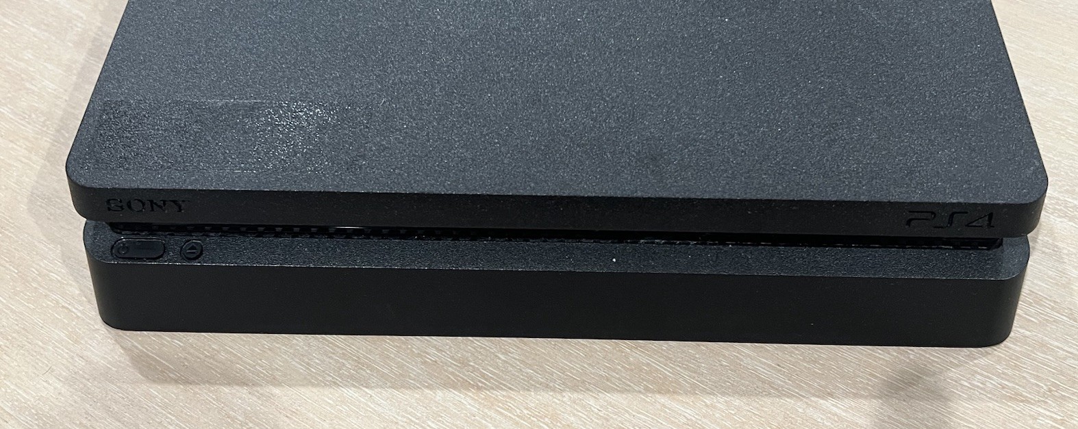 Sony PlayStation 4 PS4 Slim 1TB Console CUH-2215B W/ Power Cord Low Firmware 7.0