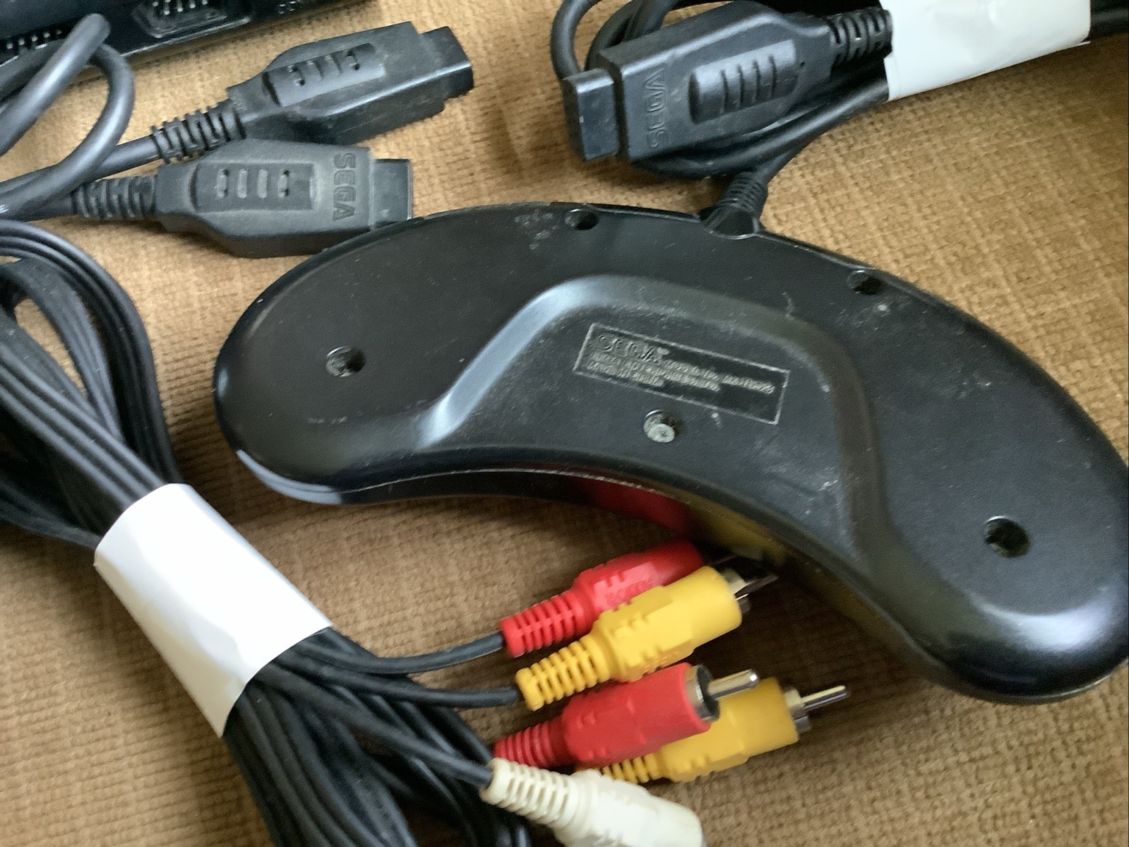 Sega Genesis Console Bundle Multitap 4 Controllers 9 Games AV Cables Switcher