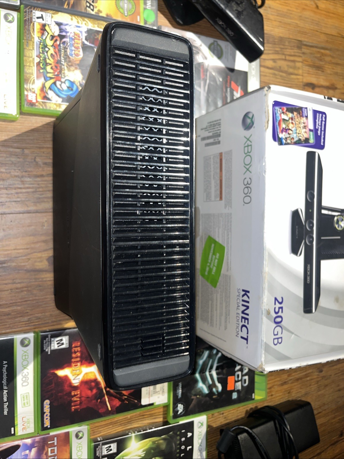 Microsoft Xbox 360 S 250gb Slim & Games – Console Box Cords Kinect Lot Bundle