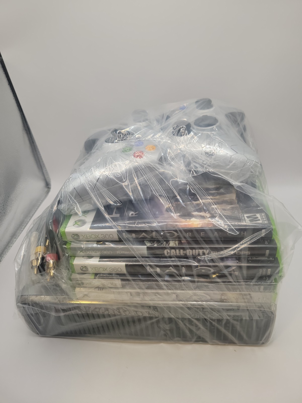 Microsoft Xbox 360 S Halo: Reach Limited Edition Silver Console + 2 Controllers