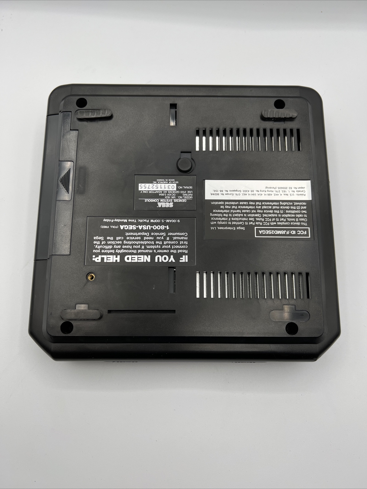 Restored- Sega Genesis II- MK-1631- 0557