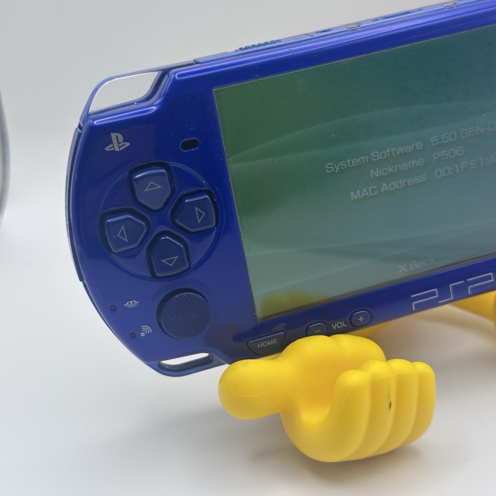 Sony PSP 2000 Blue Console TESTED + WORKING! no battery no charging cable incl.