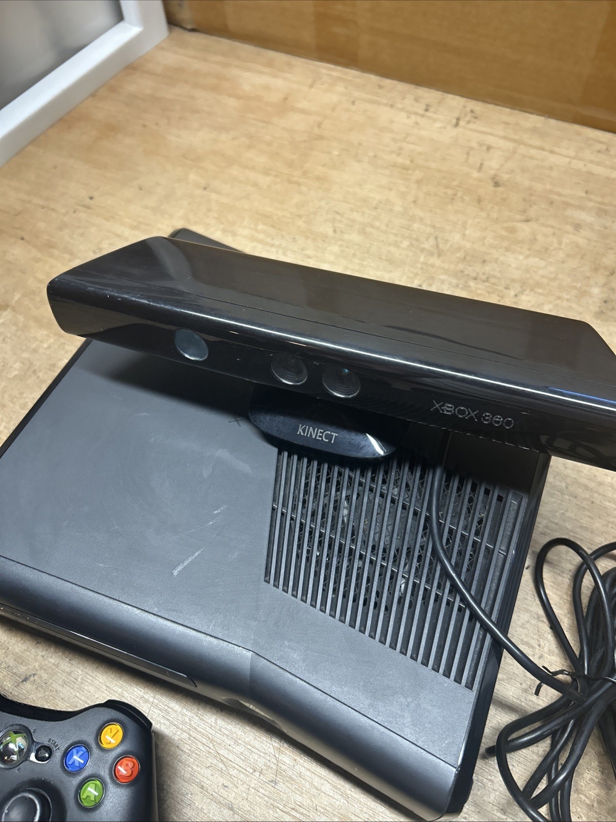 Tested Xbox 360s Model 1439 Console Bundle + Kinect Sensor + Controller – READ