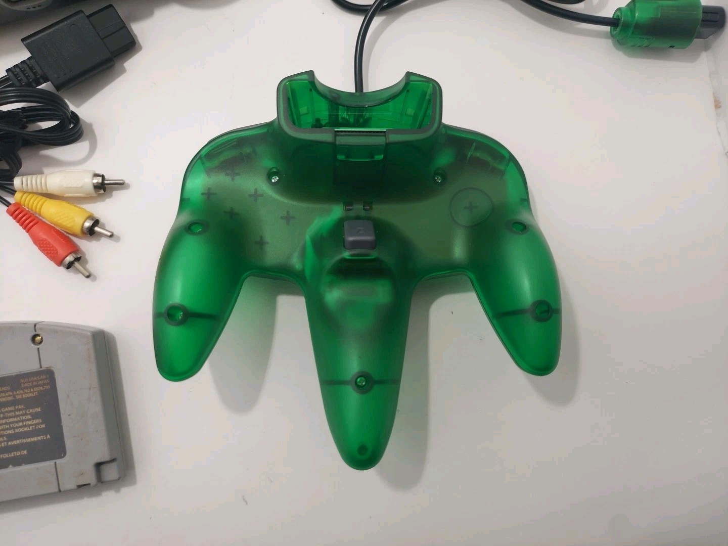 Nintendo 64 N64 Console NUS-001 (USA) Bundle With Controller, Game and Cords!