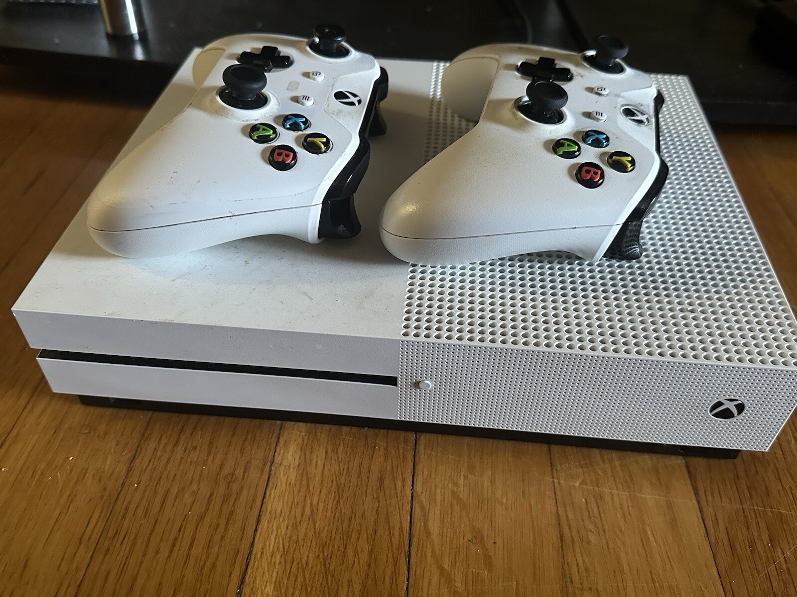 Microsoft Xbox One S Minecraft Favorites Bundle 500GB Game Console – White