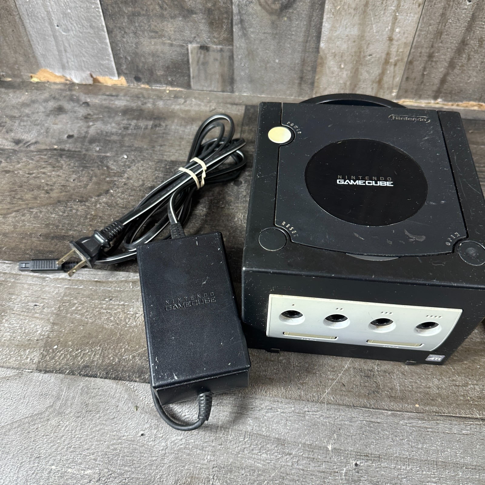 Nintendo DOL-101 GameCube Console & Hookups Only – Black TESTED