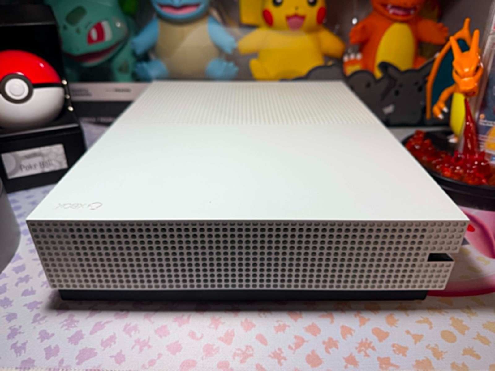 Microsoft Xbox One S 500 GB Console – White Used Tested Authentic Minor Wear
