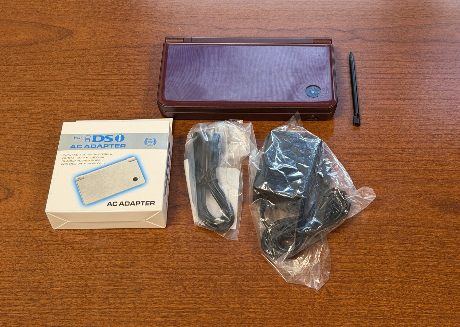 Nintendo DSi XL Burgundy – Charger Included *READ*