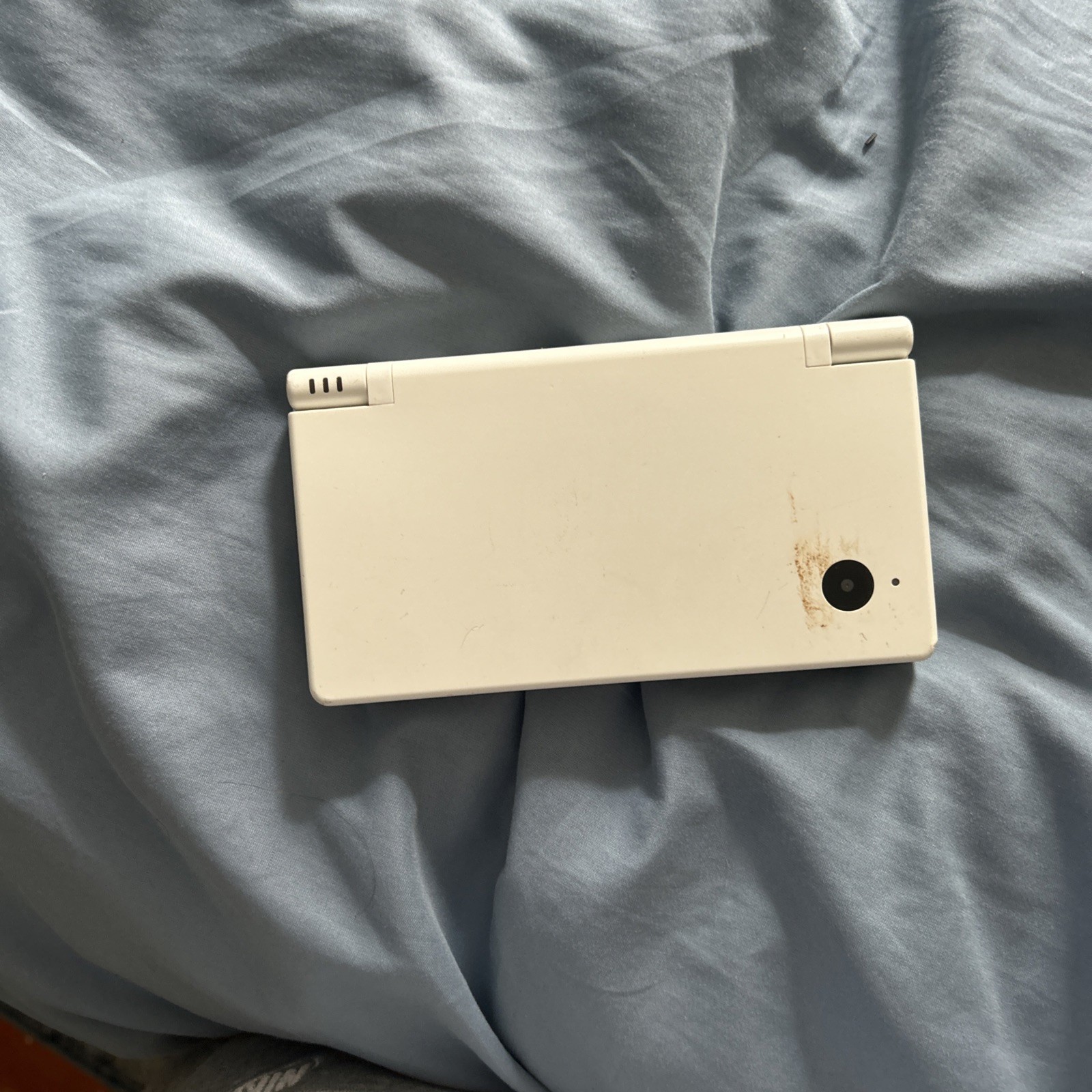Nintendo DSi White Handheld Console System TWL-001 No Charger —Tested