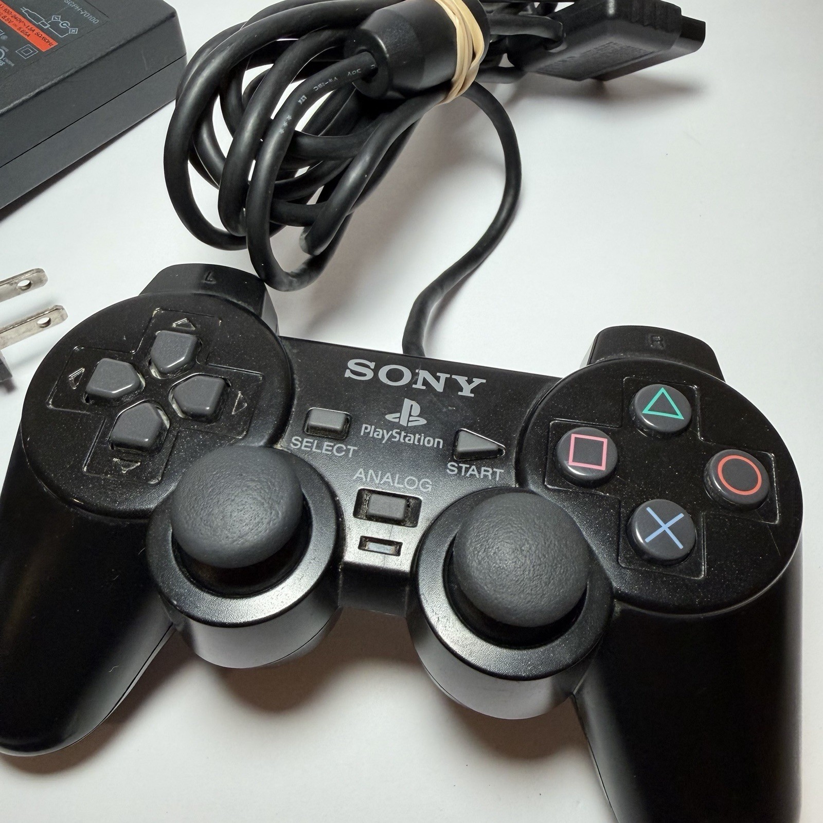 Sony PlayStation 2 Slim PS2 Console SCPH-75001 Black W/ Cords & Controller