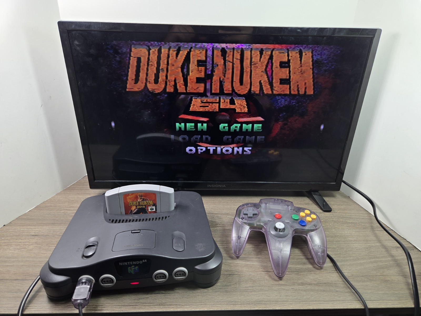 Nintendo 64 Console N64 (NUS-001) w/Controller & Duke Nukem 64 Used Tested