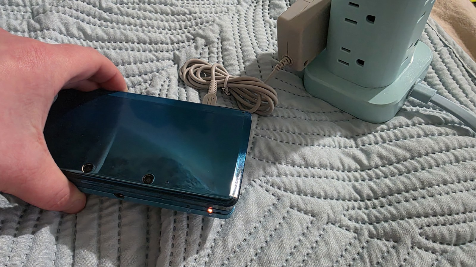 Nintendo 3DS Handheld System – Aqua Blue
