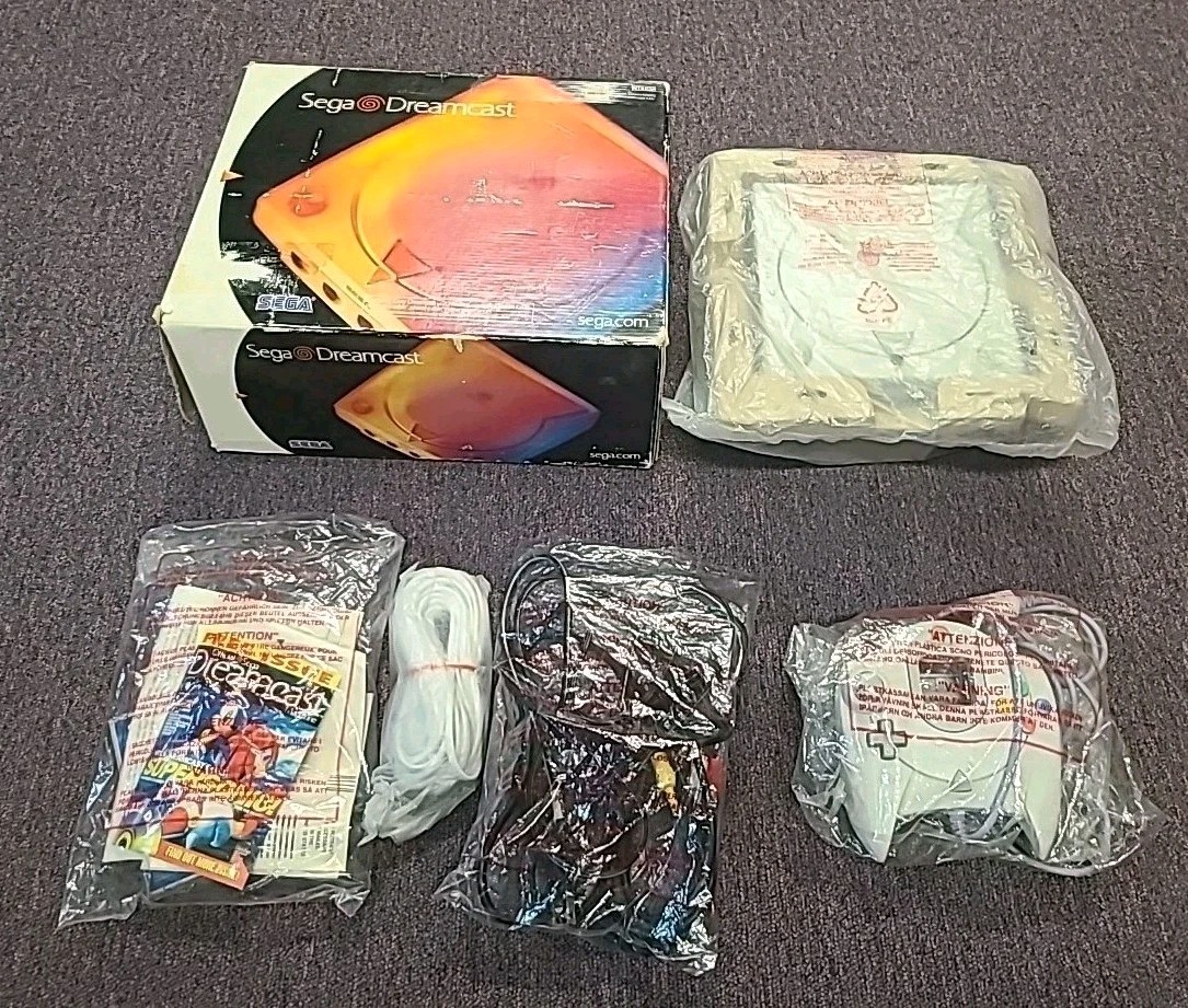 Sega Dreamcast Launch Edition Home Console in Box