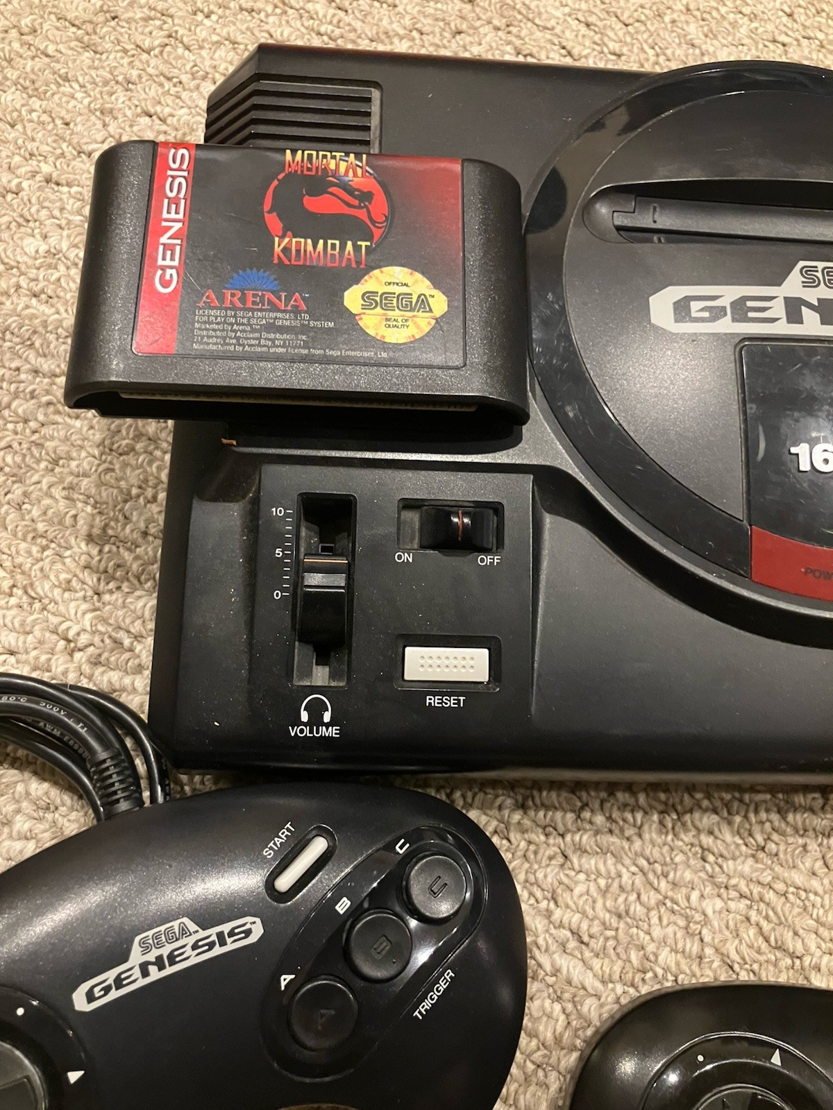 Sega Gensis Console 1 Two Controllers & Mortal Kombat Game Tested & Working