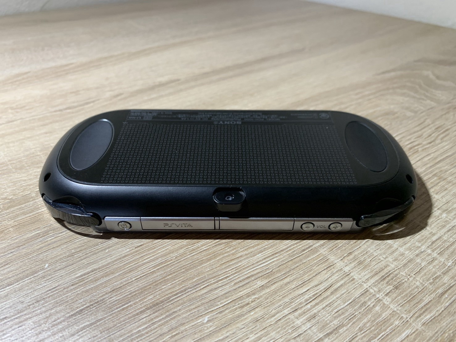 0980 Sony PlayStation PS Vita PCH-1000 Crystal Black Good Tested