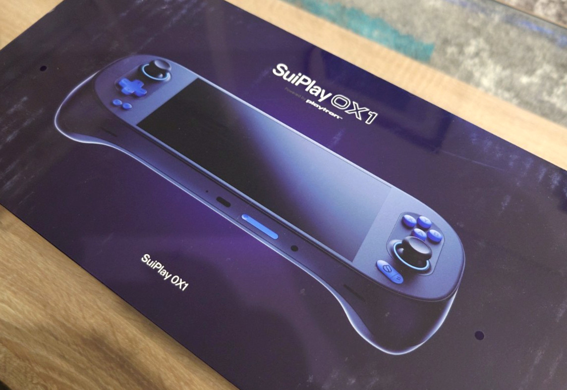 NEW Suiplay 0X1. 7″ 512 Gb Handheld gaming console. PC & Blockchain gaming.