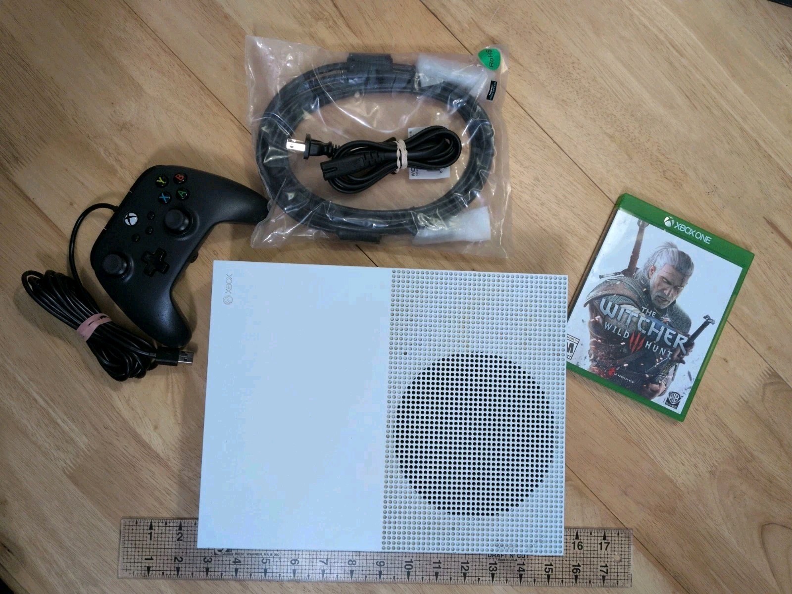 Xbox One S Model 1681 500 GB Console Bundle USED