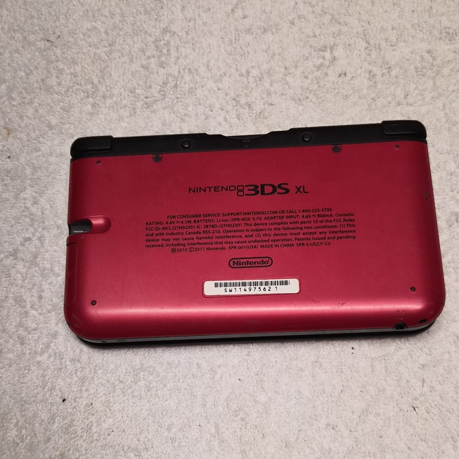 Nintendo 3DS XL Handheld System Red/Black 3D Capability Headphone Jack