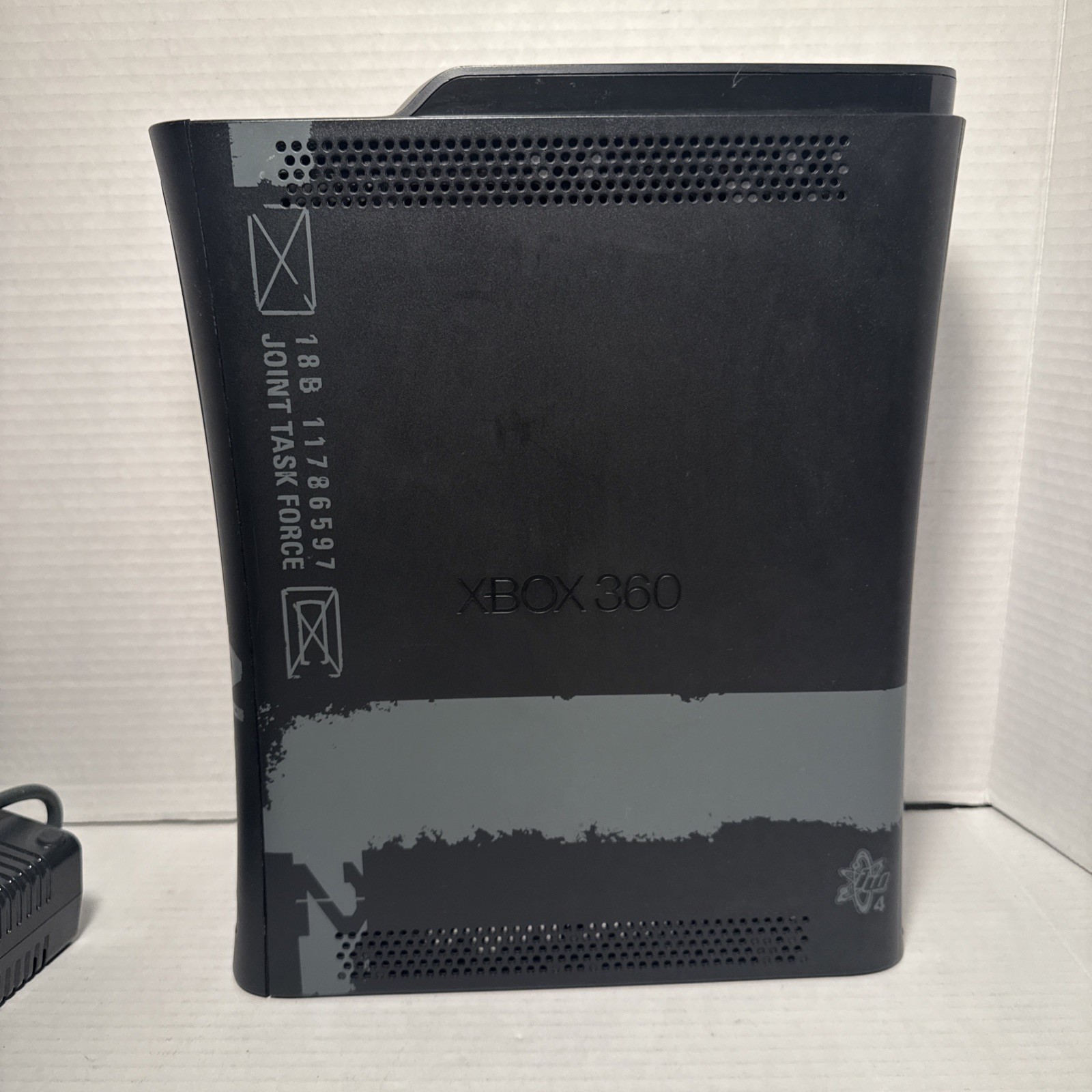 Microsoft Xbox 360 Joint Task Force Edition Black/Gray Console W Cables SEE PICS