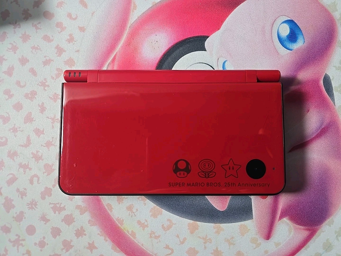 Nintendo DSi XL Super Mario Bros 25th Anniversary Edition w Charger & 15 Games