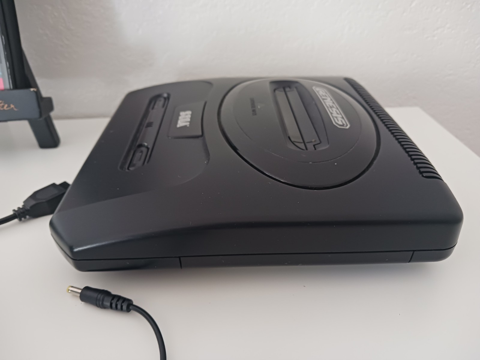 SEGA Genesis Console Model 2 MK-1631 Bundle + Authentic Sonic 3 + 2 Controller