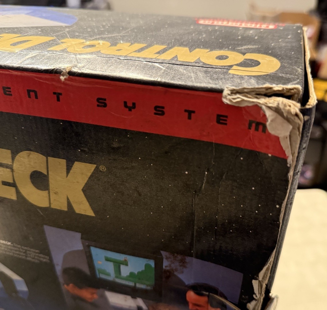 Nintendo Entertainment System NES Control Deck Console CIB – *UNTESTED*