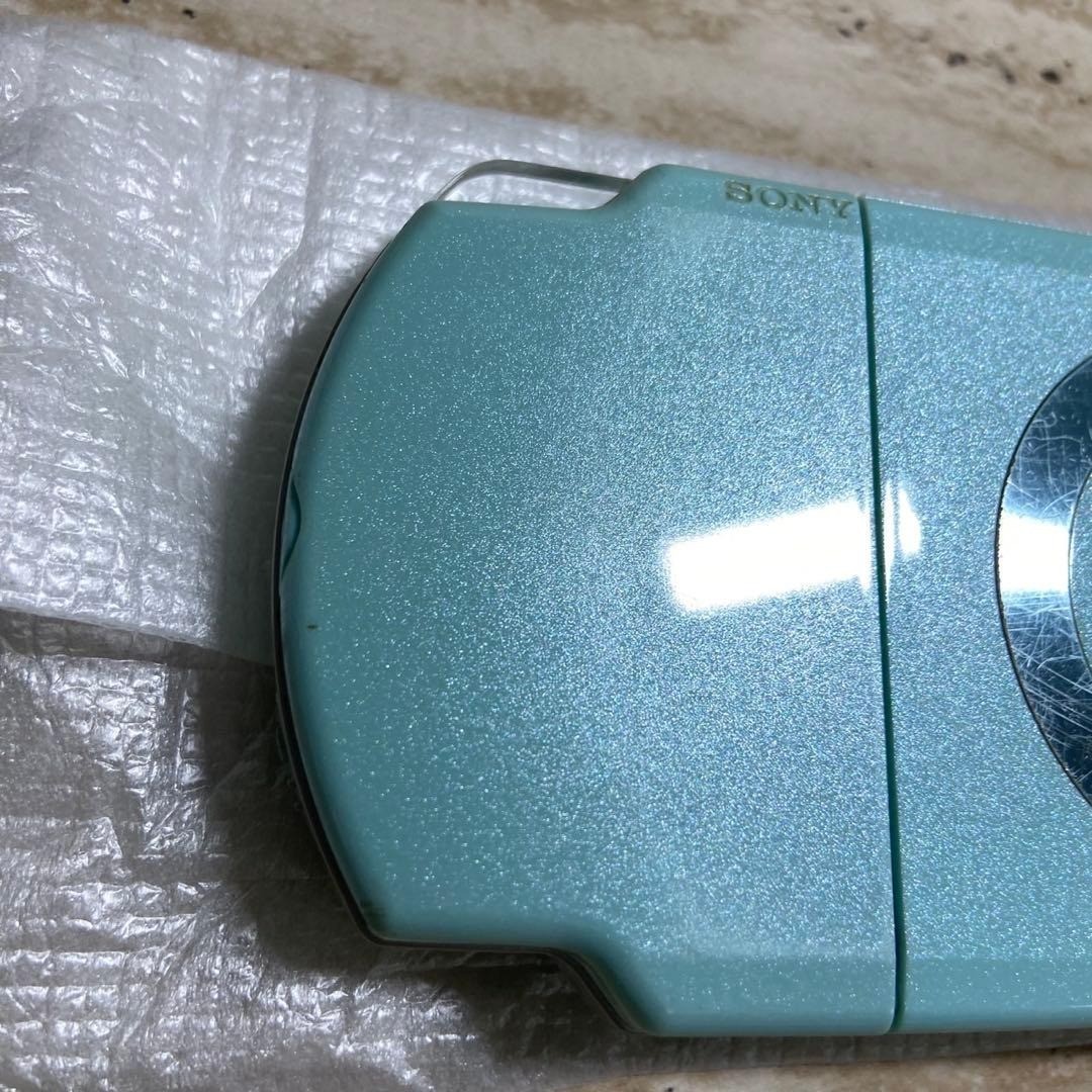 Sony PSP-2000 Mint Green Console Boxed Complete Tested Near Mint 7111