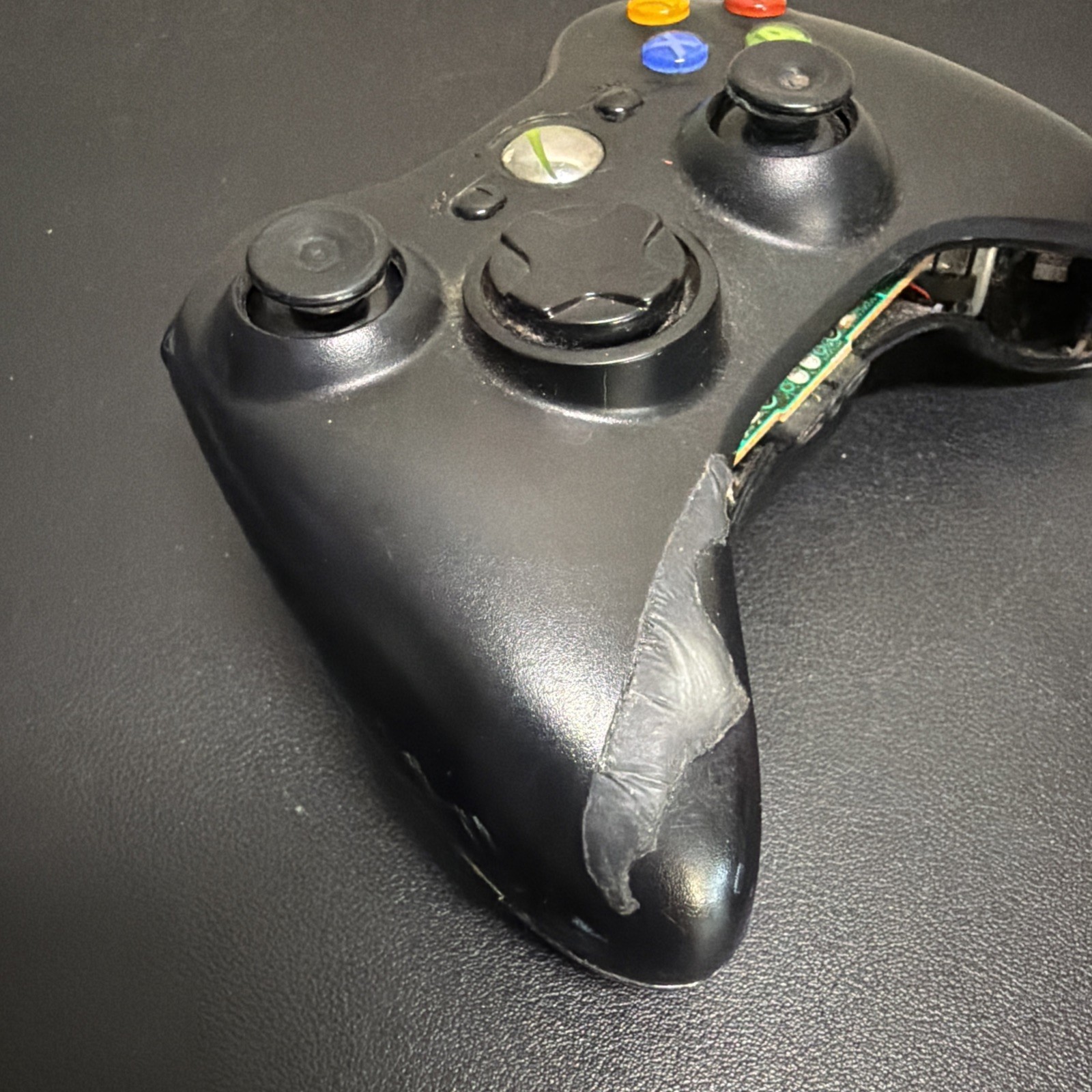 Xbox 360 Matte Black Console 4 GB W Cables/Controller NO HDD READ DESC